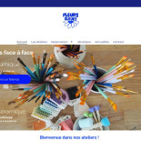 Fleurs bleues : L' Atelier Céramique